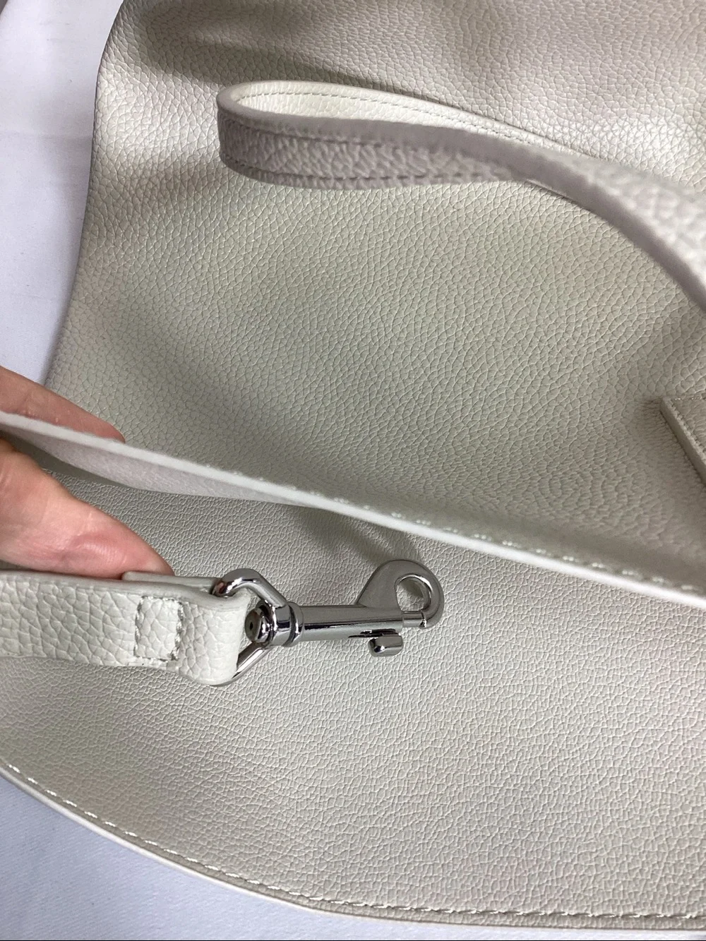 NWOT MANGO Large Tote Bag in Beige - Picture 11 of 11